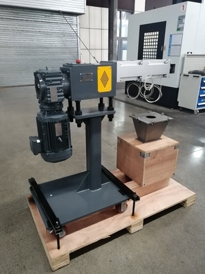 PP ABS 트윈 스크루 추출기 사이드 피더 KY75/65 타입 300rpm 조이너로 출력